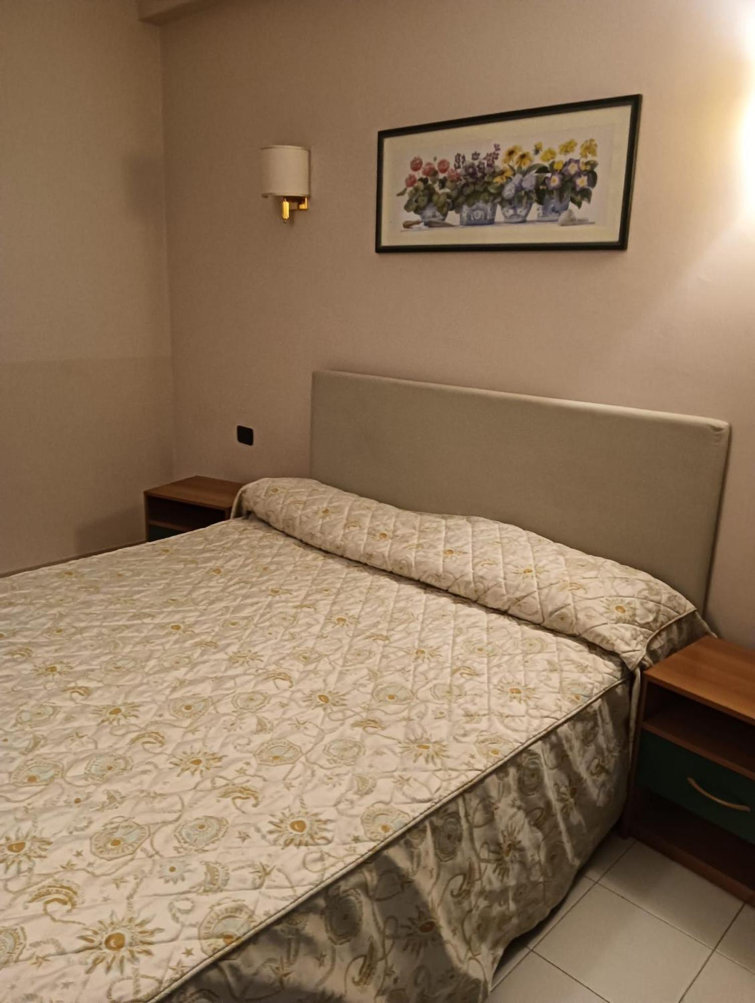 Luxury Rooms Corso Rom Exterior foto