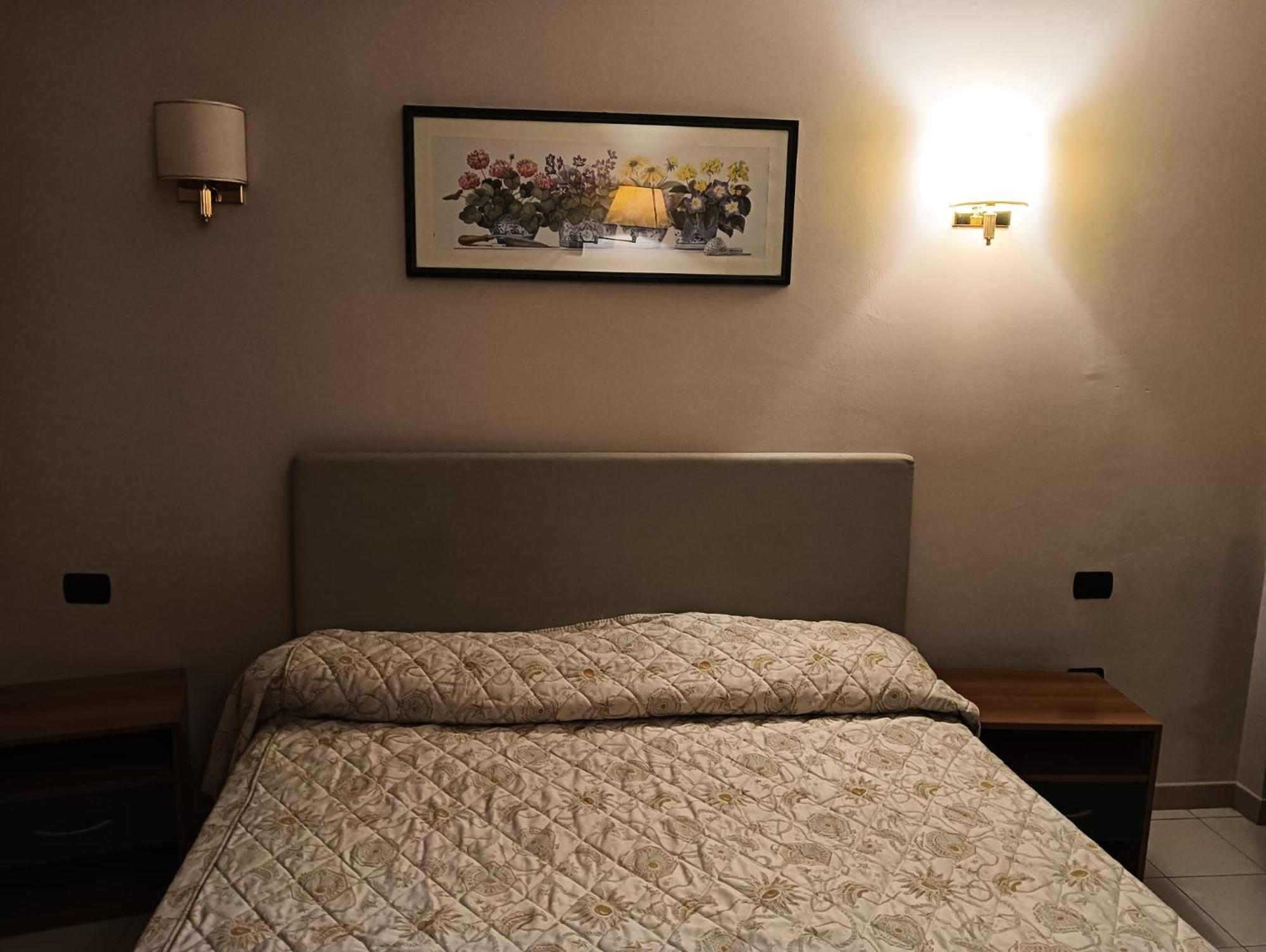 Luxury Rooms Corso Rom Exterior foto